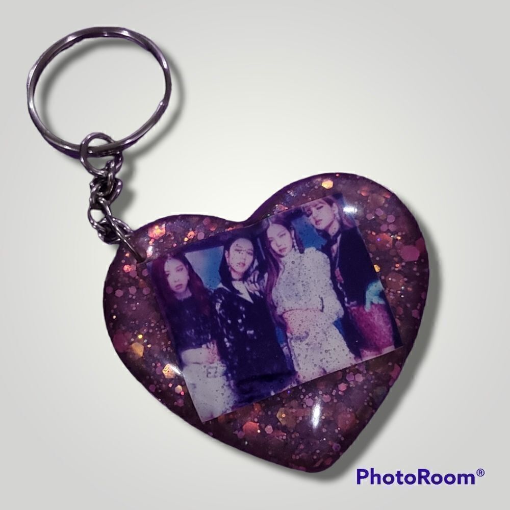 BLACKPINK Magneta Glitter Heart Keychain